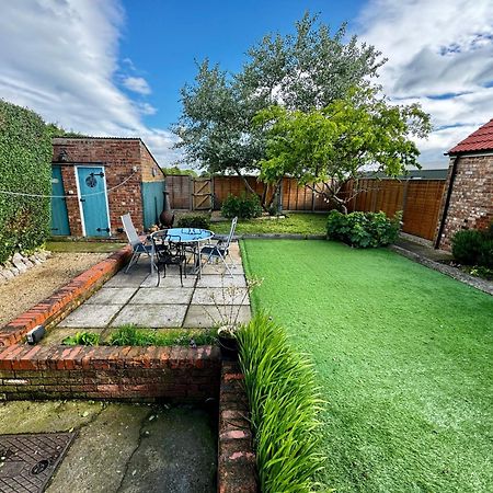 Luxury Isla Cottages, Bourne! Dog-Friendly, Countryside Views, Garden, Parking, 5Mins Pubs - Family Holiday Exterior foto